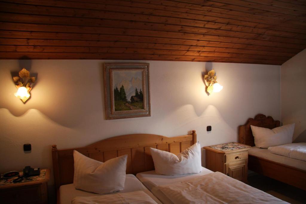 Landgasthof Bock Hotel Gauting Szoba fotó