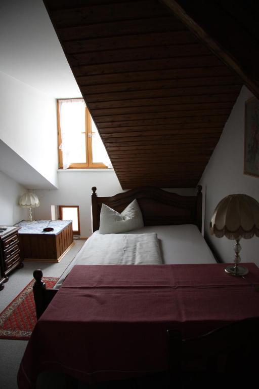 Landgasthof Bock Hotel Gauting Szoba fotó