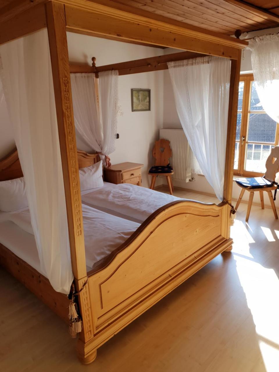 Landgasthof Bock Hotel Gauting Kültér fotó